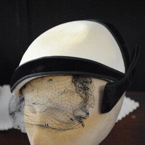 Vintage 1950s Lazarus Beige Straw Hat with Black Velvet Trim & Bow with Net Veil